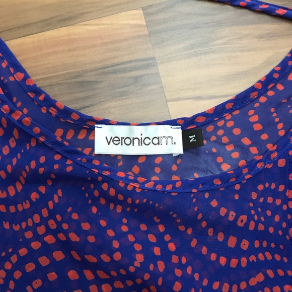 Top - Picture 2 of 2